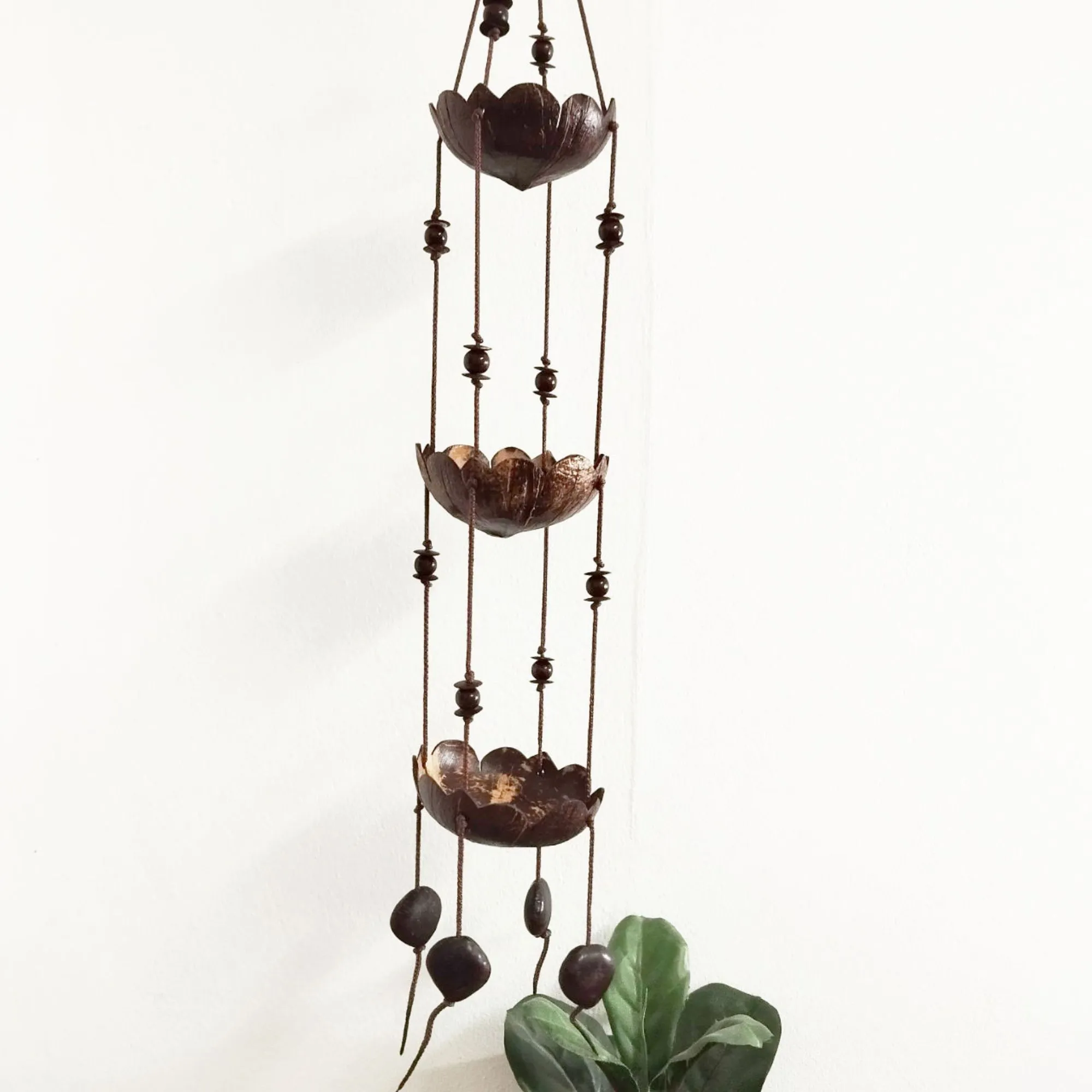 Handicraft Coconut Shell Hanging Planter Pots