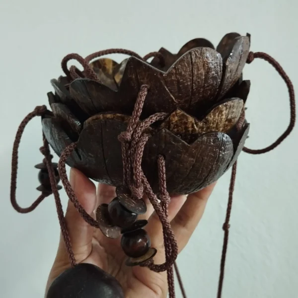 Handicraft Coconut Shell Hanging Planter Pots