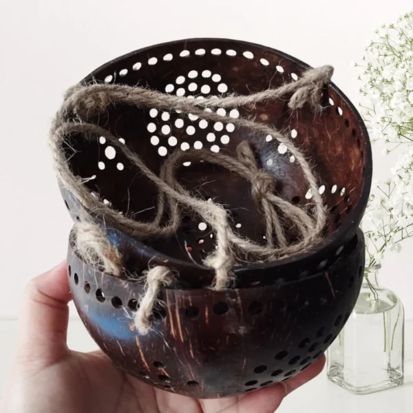 Set 2 Pcs pots for plants indoor, Large Size Handicraft Coconut Shell Hanging Planter Pots/pots for plants indoor with drainage/pots hanger.