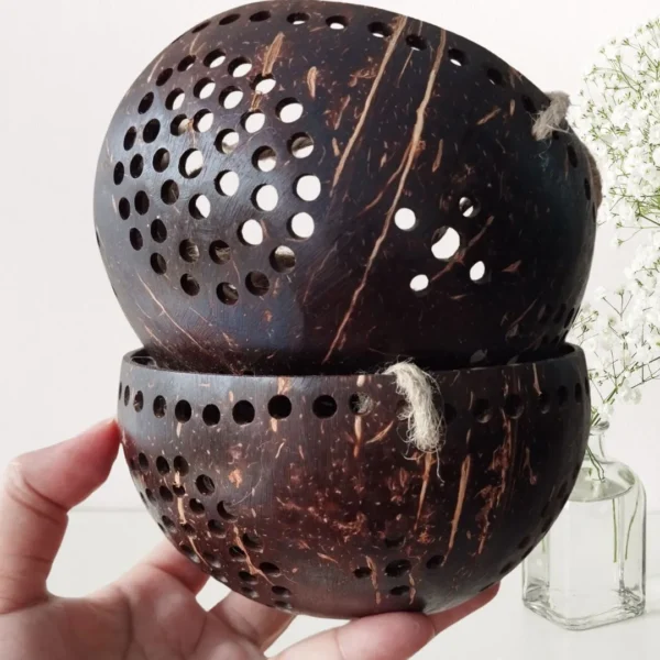 Set 2 Pcs pots for plants indoor, Large Size Handicraft Coconut Shell Hanging Planter Pots/pots for plants indoor with drainage/pots hanger.